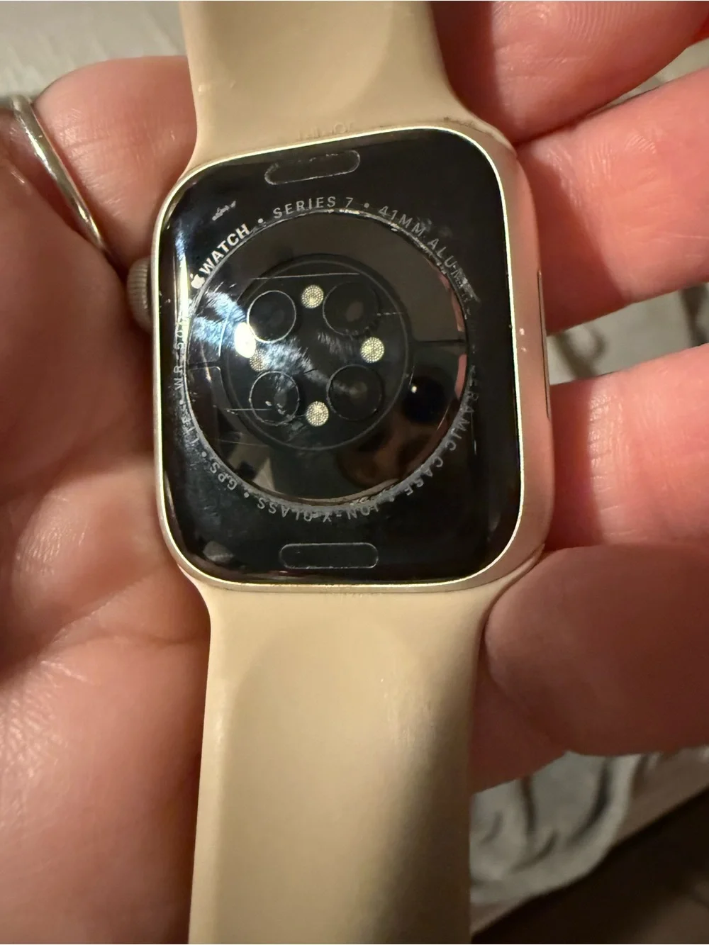 Apple Watch Series 7 - Beige Sport Band Smartwatch gps+cellulat